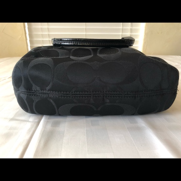 Coach Tote - Picture 6 of 6